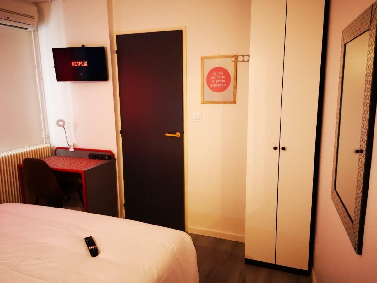 Hotel Bar Brasserie L'Escale Bergerac Kültér fotó